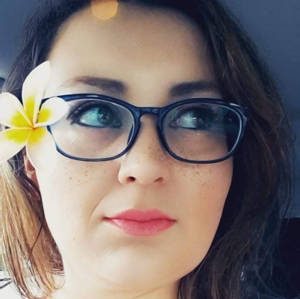 Meet your Posh Ambassador,  Amanda